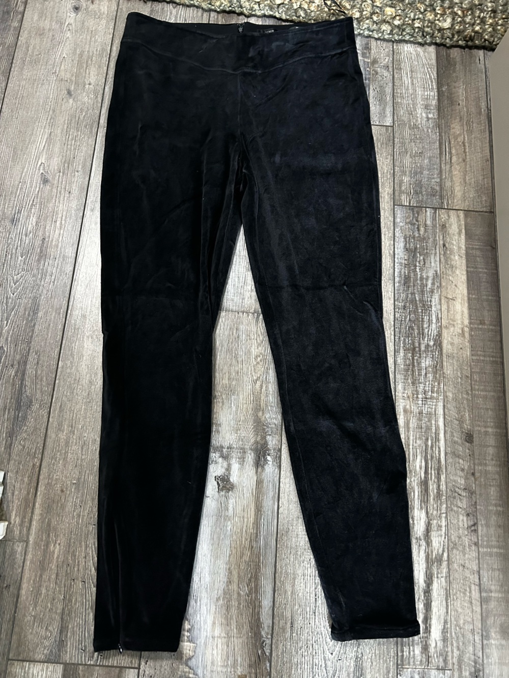 J.Crew Italian Stretch Velvet Leggings 
Mario Bellucci fabric  XL T